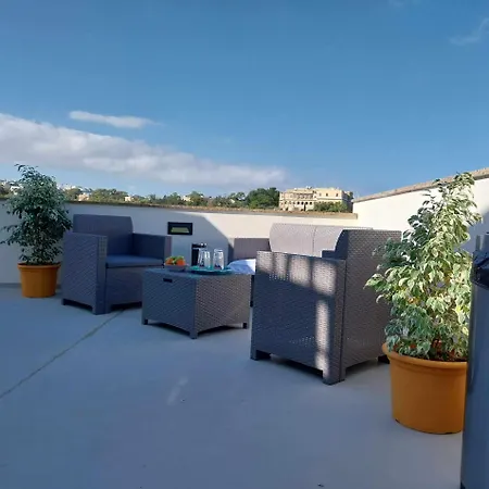 Luxury 9 Person A Walk To Paceville's Nightlife Is-Swieqi