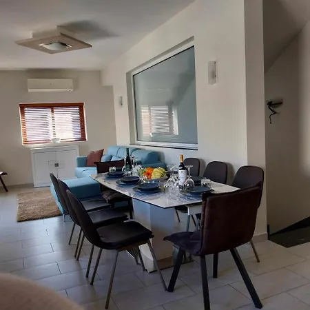 Apartment Luxury 9 Person A Walk To Paceville's Nightlife Is-Swieqi
