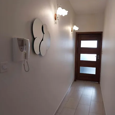 Luxury 9 Person A Walk To Paceville's Nightlife Is-Swieqi