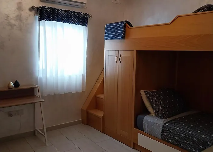 Luxury 9 Person A Walk To Paceville's Nightlife Apartamento *