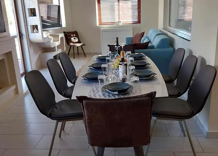 Luxury 9 Person A Walk To Paceville's Nightlife Apartamento Is-Swieqi