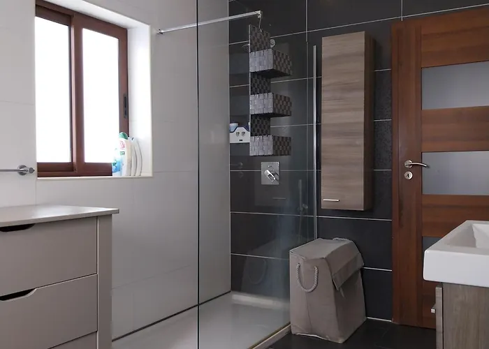 Apartamento Luxury 9 Person A Walk To Paceville's Nightlife Is-Swieqi