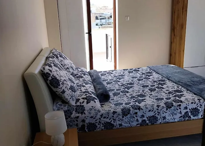 Apartamento Luxury 9 Person A Walk To Paceville's Nightlife