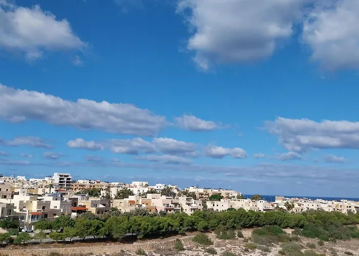 Luxury 9 Person A Walk To Paceville's Nightlife Is-Swieqi